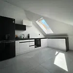 2 Apartamento *