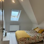 Apartamento 2 *