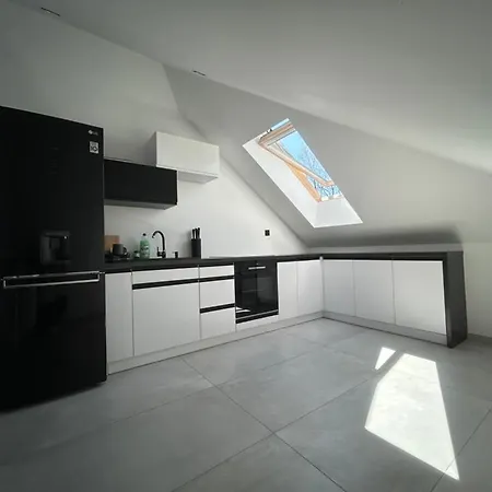 2 Apartment *