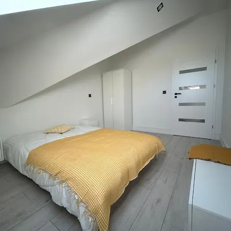 Apartment 2 *